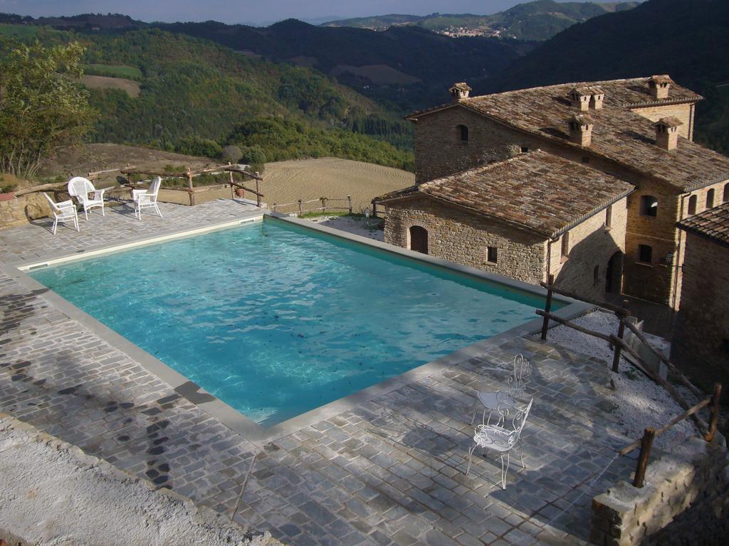 Borgo Storico Cisterna Villa Macerata Feltria Exterior photo